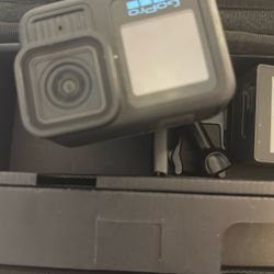 GoPro blue black 13