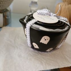 Rae Dunn Measuring Cups