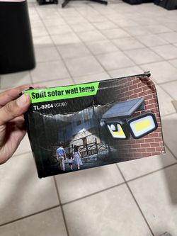 Solar Wall Lamp