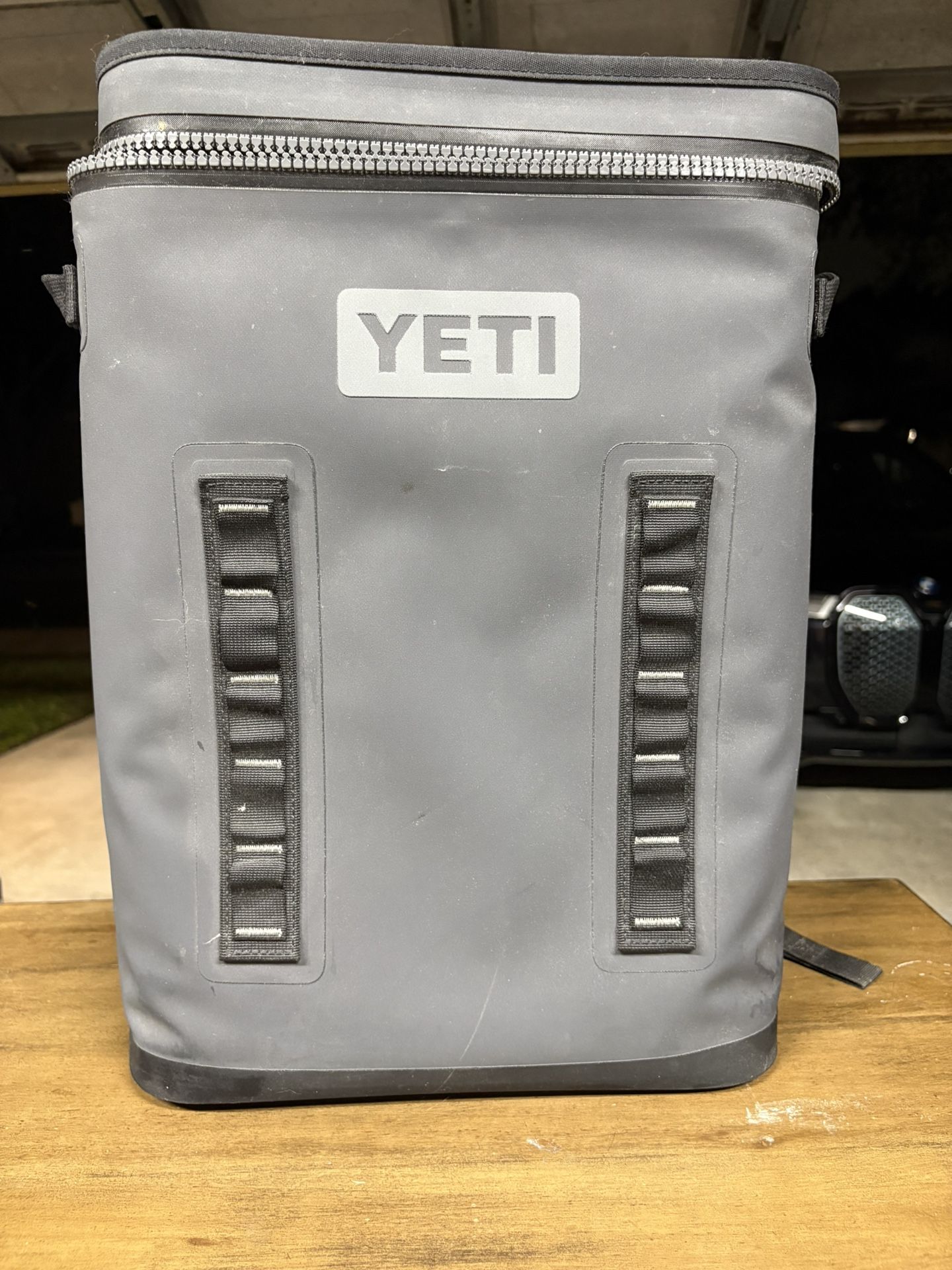 Yeti Original style Backpack cooler