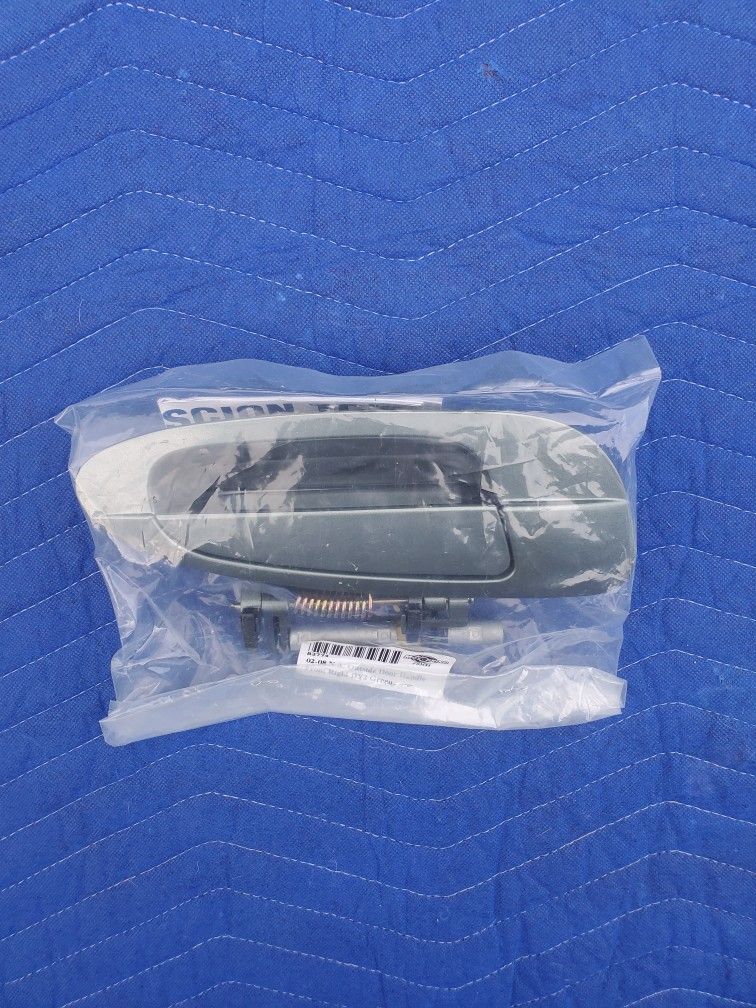 Free / GRATIS Green DY2 2002-2006 Front Left Driver Side Exterior Outside Door Handle