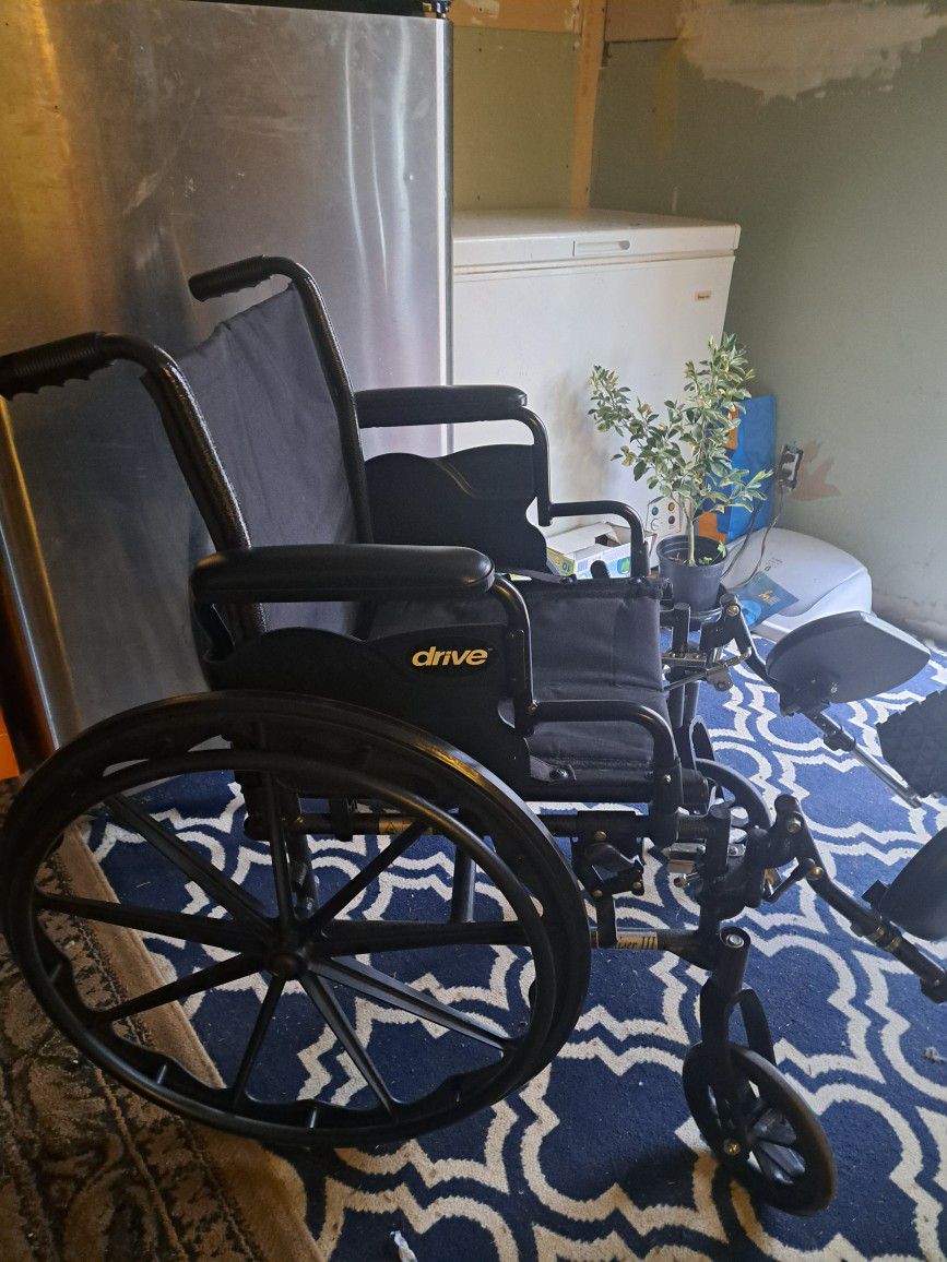 Drive Cruiser III Wheelchair 