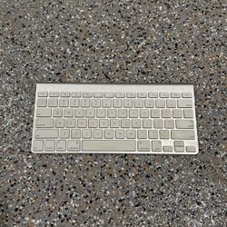 Apple keyboard