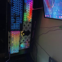 Gaming keyboard and mouse 