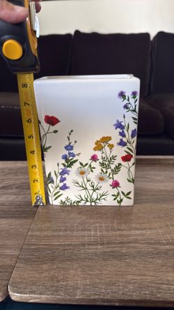 Floral vase