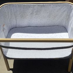 Bedside Bassinet 