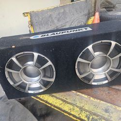 Blaupunkt Dual Subwoofer Box – Strong Bass, Clean Sound