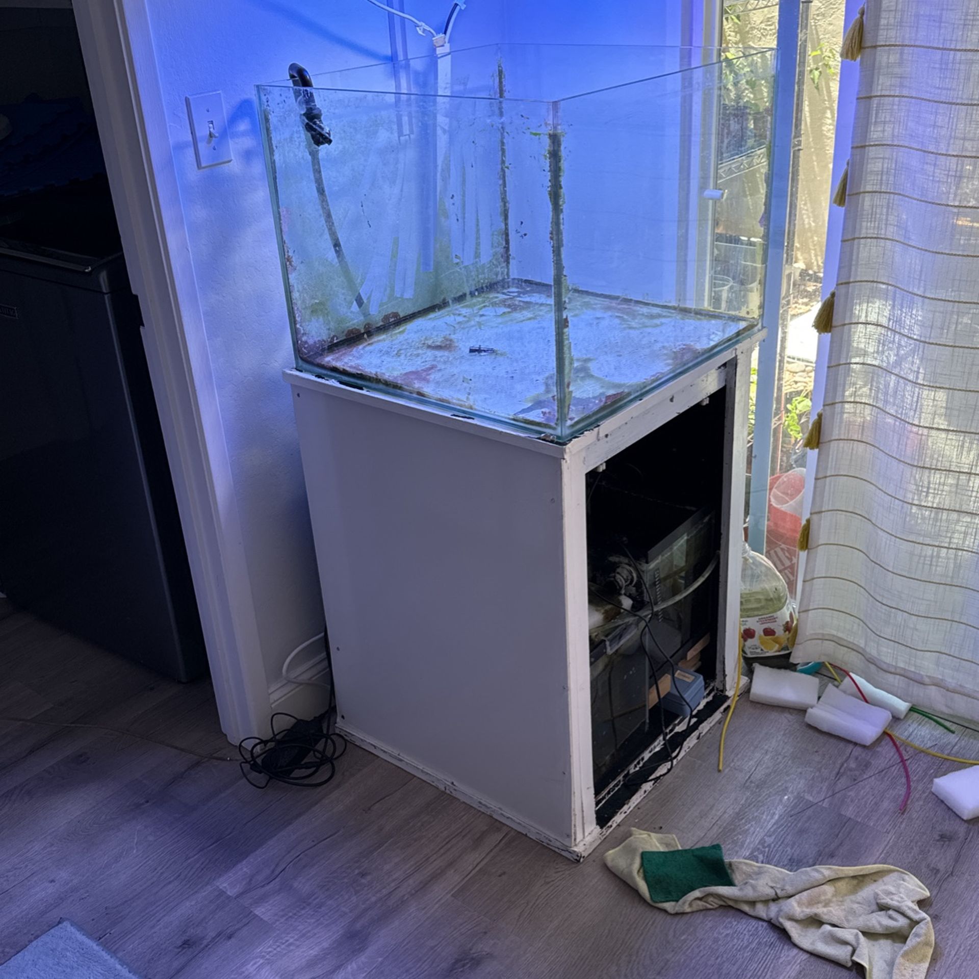 45 Gallons Rimless Tank And Stand