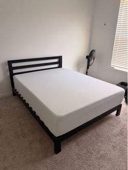 Queen size 12 inch memory foam mattress