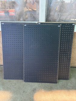 Peg board