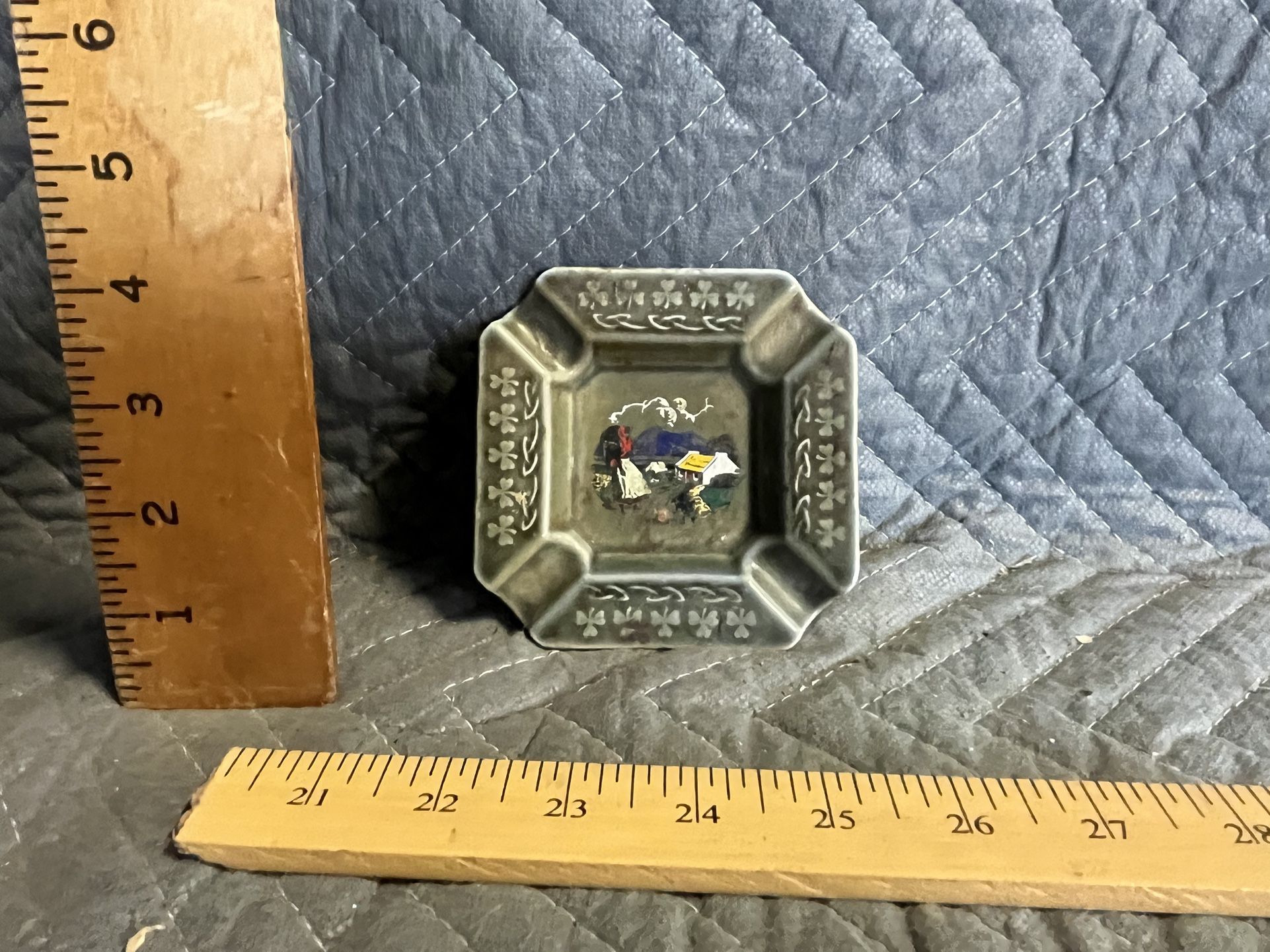 Vintage Wade Irish Porcelain Round Ashtray IP 611 Made in Ireland