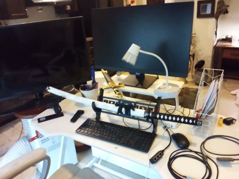 AWESOME GAMING SET UP