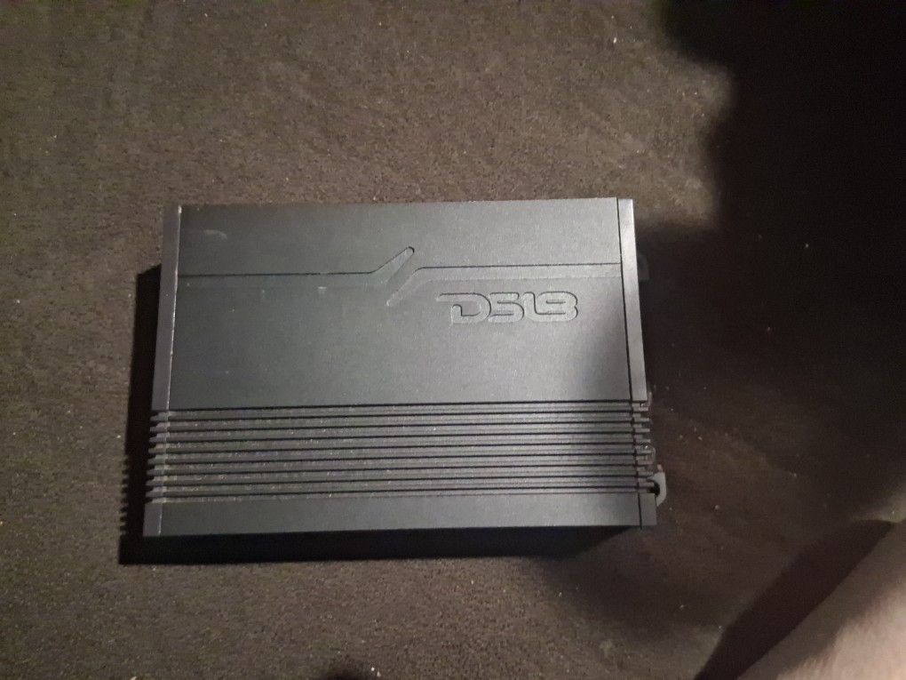DS18 MINI 4 CHANNEL AMPLIFIER 600 WATT'S