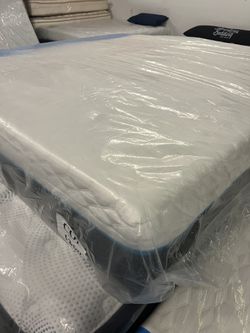 New Queen Memory foam Mattress 