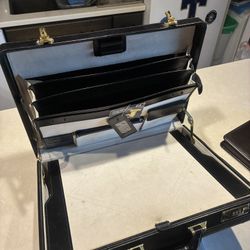 Brief Case Traditional Leather