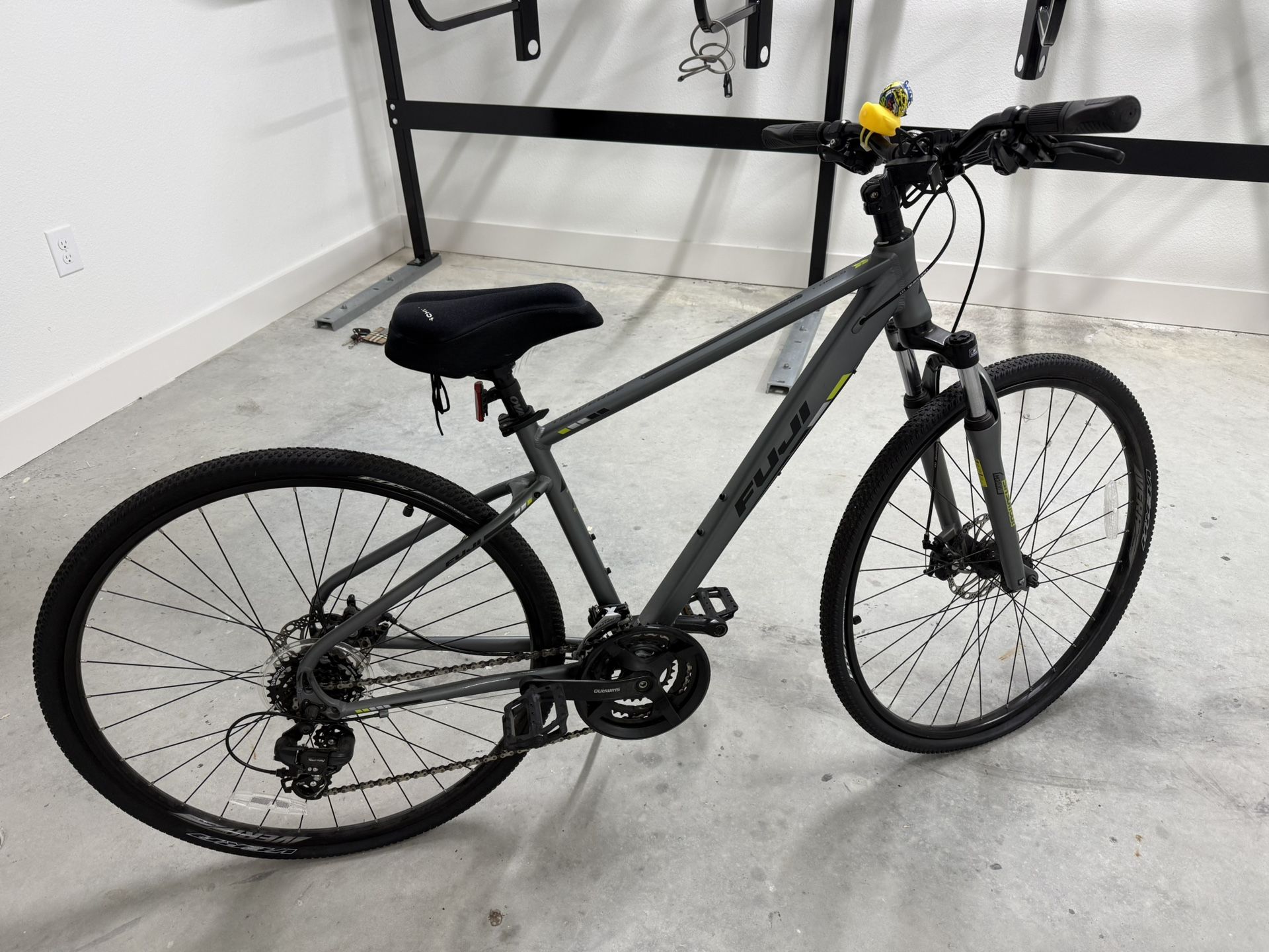 Fuji Hybrid Bike 