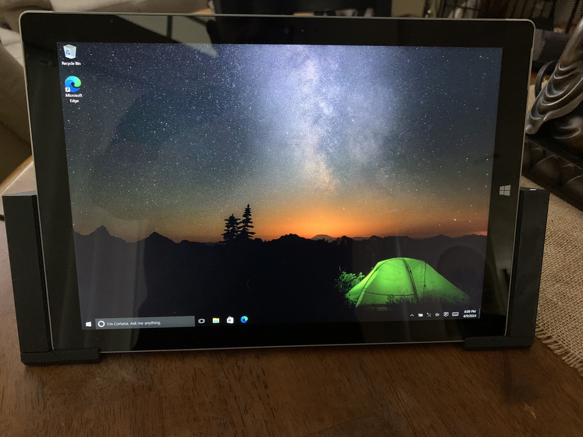 Microsoft Surface 3 Pro Tablet?- 256GB - Windows 10 