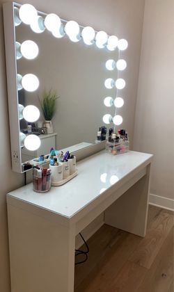Vanity Mirror With Table