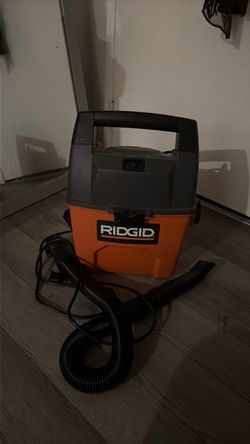 RIDGID Wet/Dry Shop Vacuum with Hose
