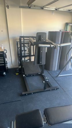 GMWD Pendulum Squat Machine PSO1