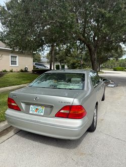 2002 Lexus LS430 Luxury