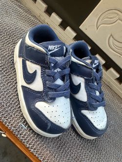 Nike shoes size 7C