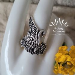 Sterling Silver 925 Ring Artesanal Swan Design And Flowers On The Side.
