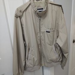 XL Vintage Members only beige Jacket made in Hong Kong tiny little hole in back