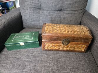 2 Boxes