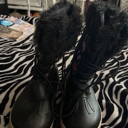 boots size 6