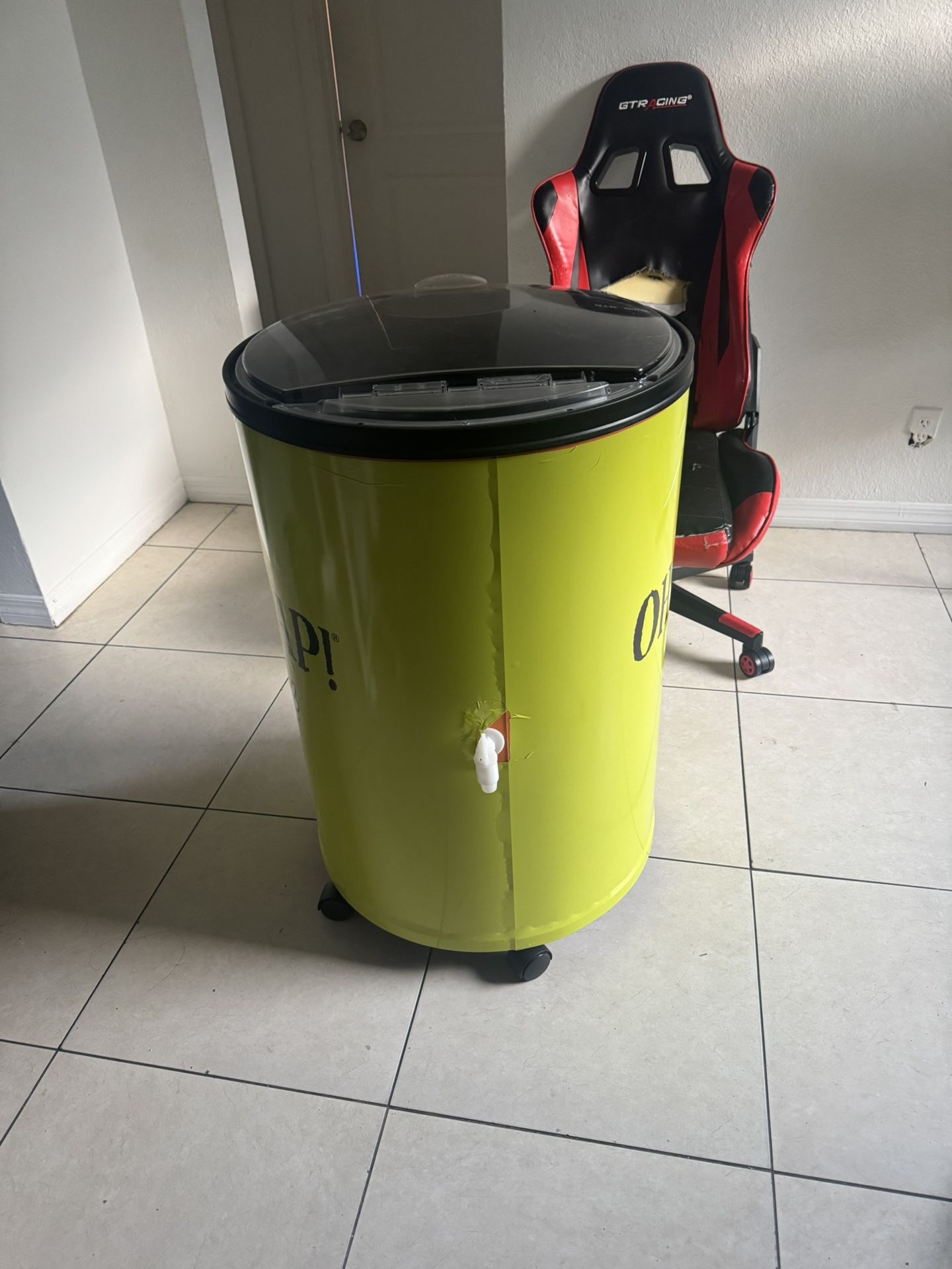 Cooler With Wheels