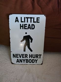 A little head sign.