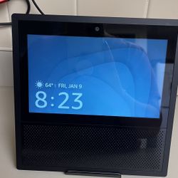 Amzon Echo Show $50 Works Perfect Excellent Conditions 