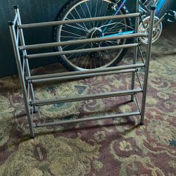 Extending Shoe Rack