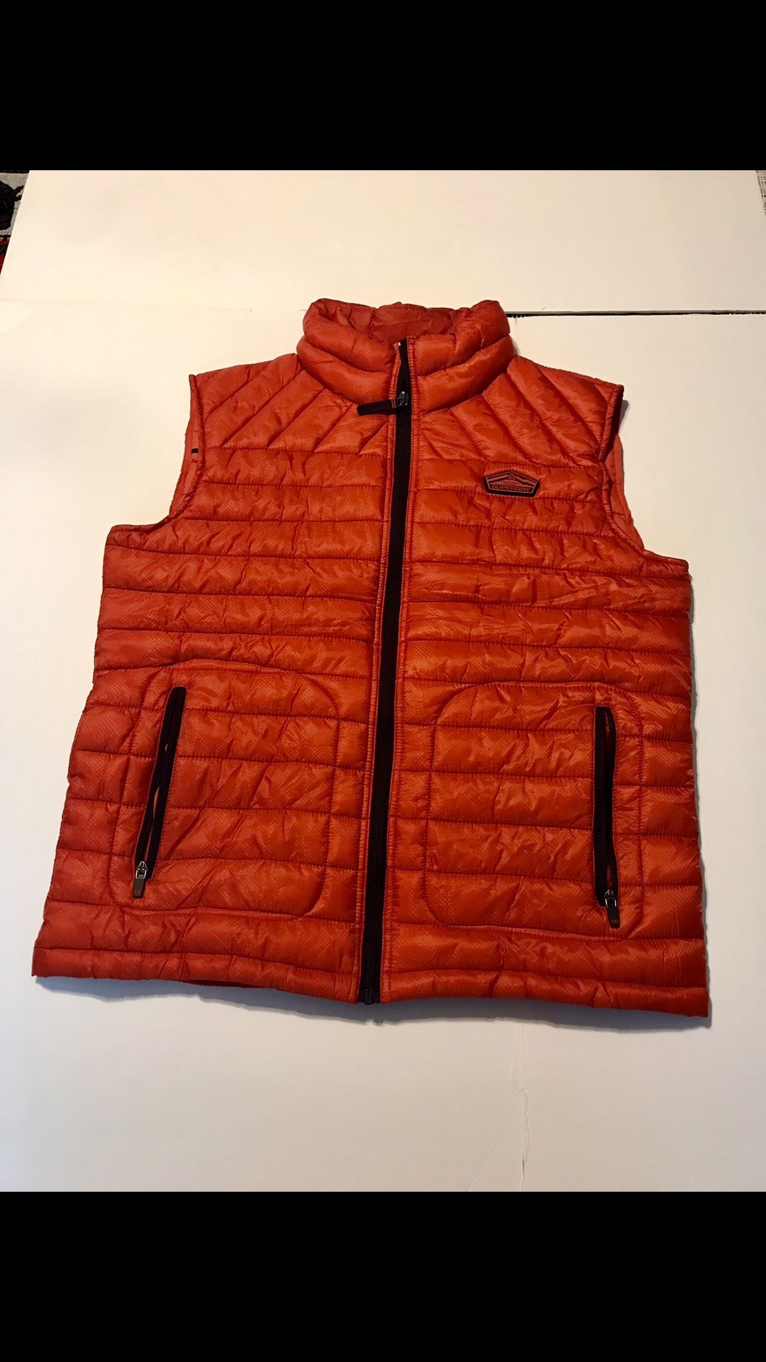 SUPERDRY, RED QUILTED VEST, DOUBLE  ZIPPER & POCKETS SIZE L