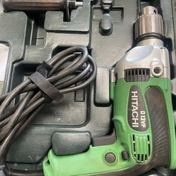 Hitachi 1/2 in corded drill 