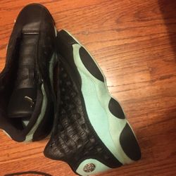 90 Dollars Including Box Jordan 13 Size 9.5
