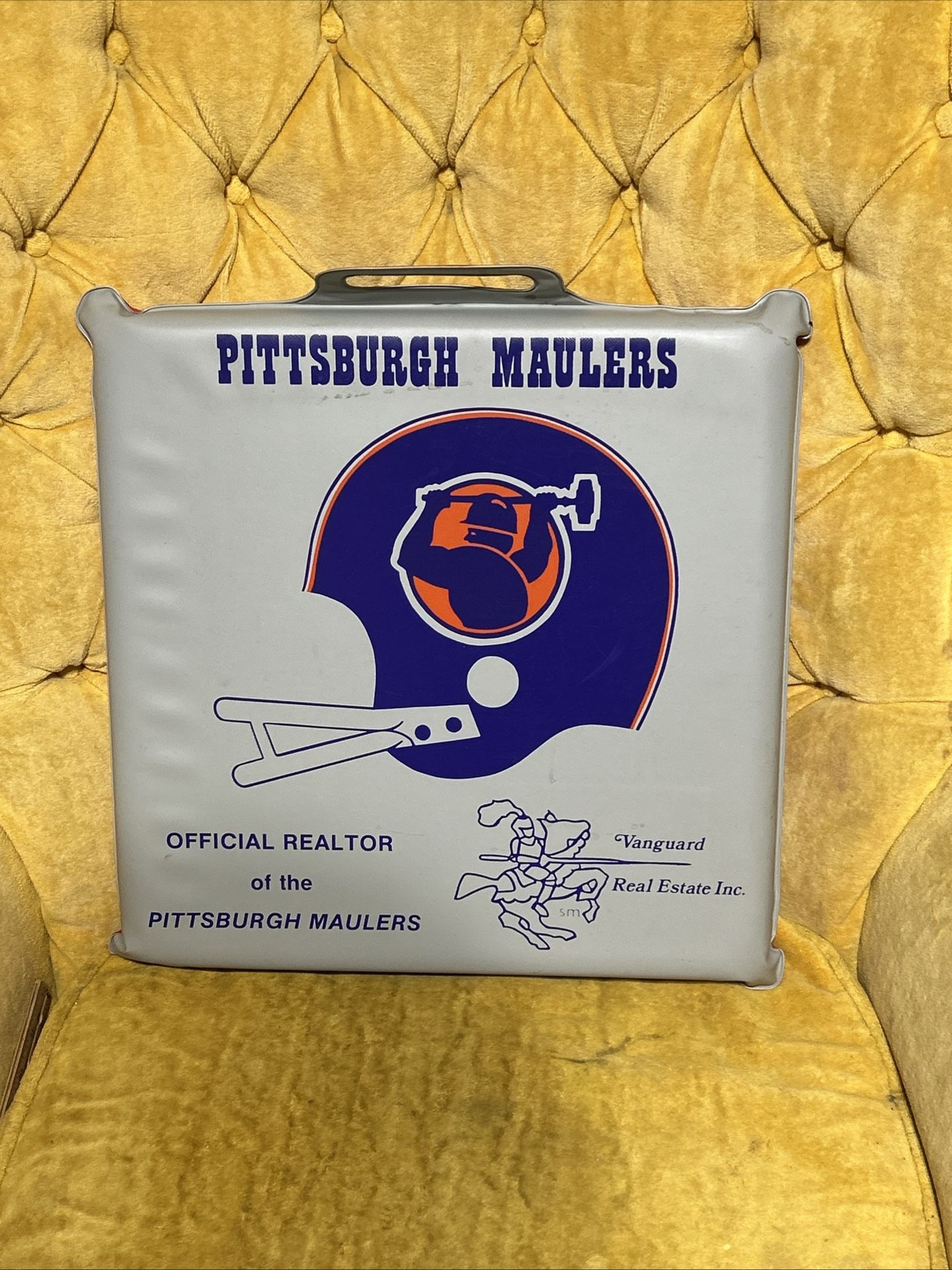 Pgh. Maulers Stadium Cushion ñ Monroeville
