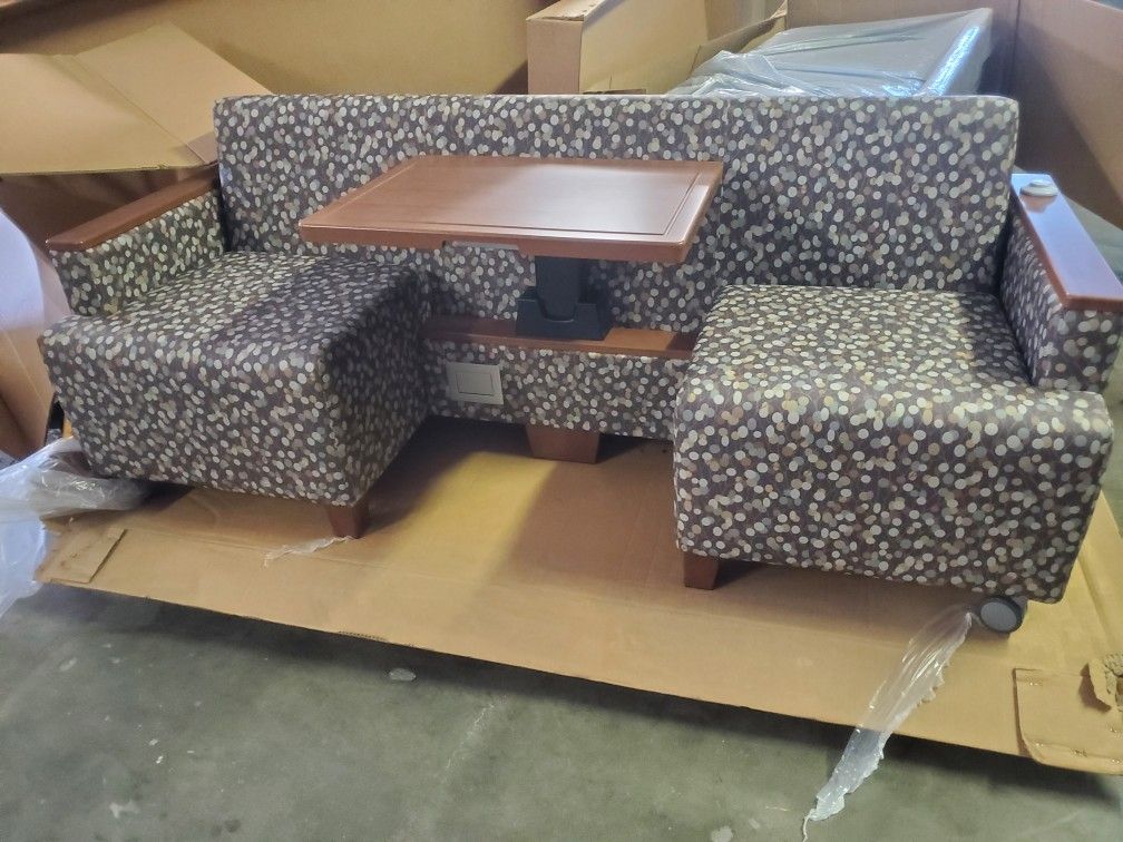 Weiland Healthcare Sleeptoo Sofa With Table