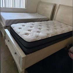 2 Full-Twin Beds 