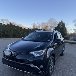 2018 Toyota RAV4 XLE Hybrid Navigation Back Up Camera 160k Miles Needs Nothing 