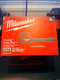 Milwaukee M12 Compact Spot Blower Tool-Only