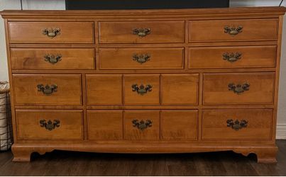 Dresser/Sideboard