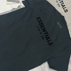 Essential shirts
