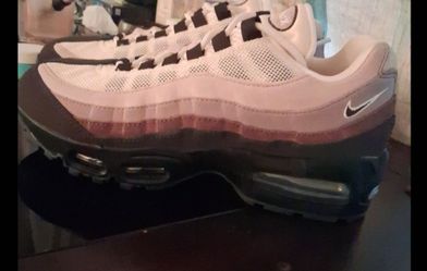Size 8 Nike Air Max 95