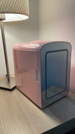 Paris Hilton Mini Fridge