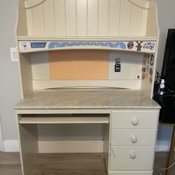 Kids Desk And Book Shelf