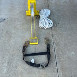 Ladder Jack With Spreader And 50’ Of Nylon Rope