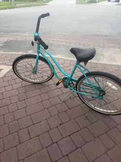 BEACH CRUISER