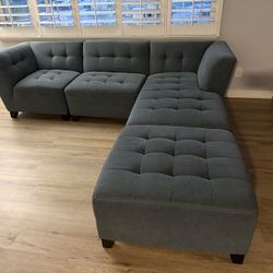 Sectional Couch (Excellent Condition)